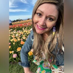 Meet your Posher, Karen